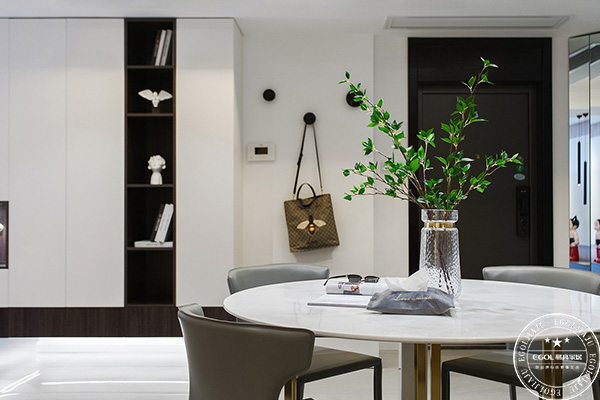 78m&sup2;原木兩居室，簡約又浪漫