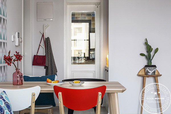 78m&sup2;原木兩居室，簡約又浪漫