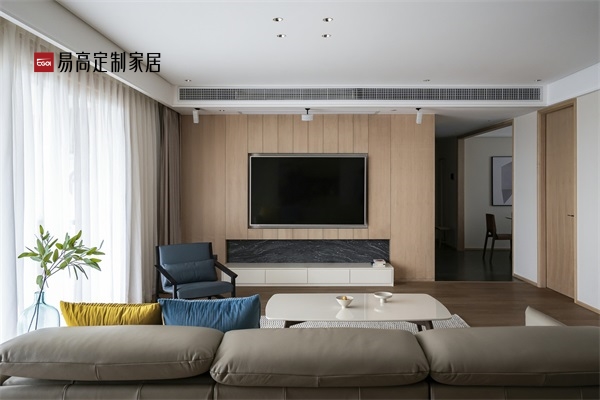 定制家具優(yōu)勢有多少?